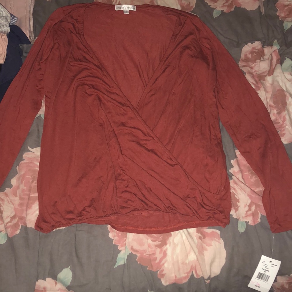 Long Sleeve V neck top